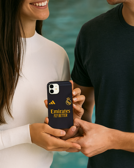 Case Antishock para celular Real Madrid